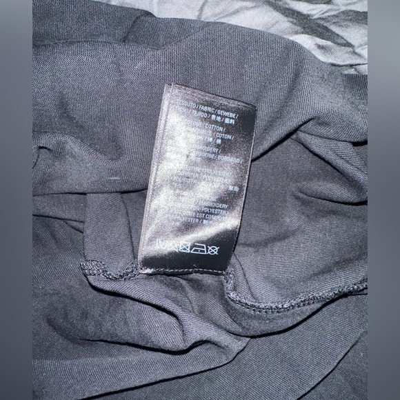 Balenciaga Hotels & Resorts Oversized Black T-Shirt – Size xl - Picture 7 of 7